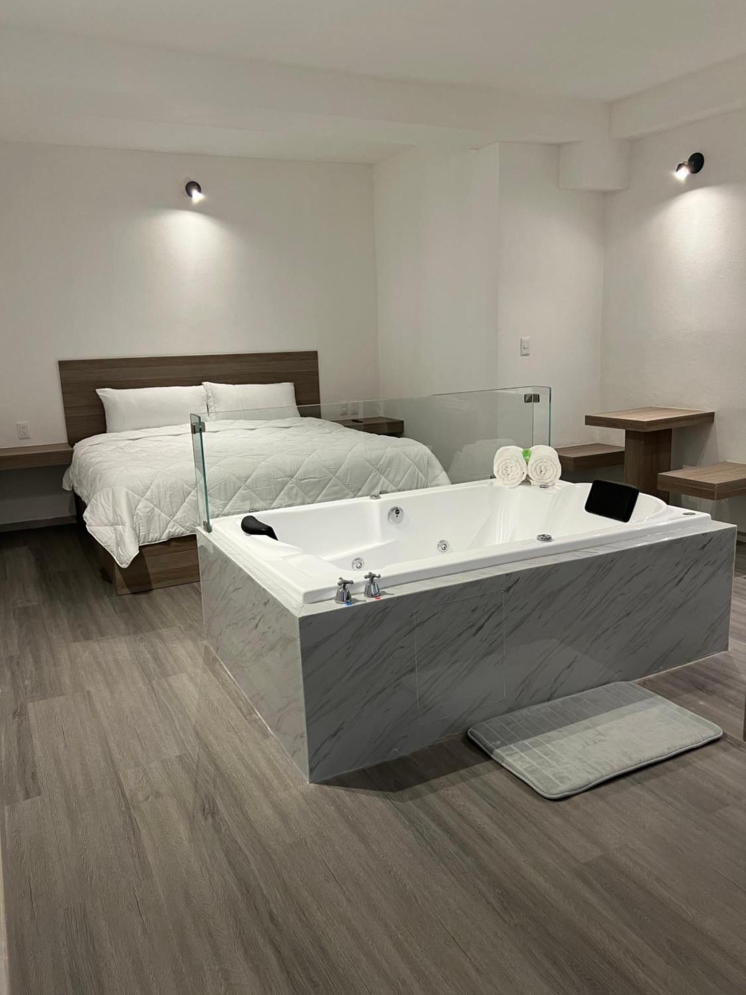 Hotel Blanco Pachuca Buitenkant foto